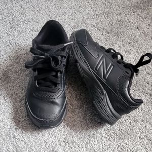 NEW BALANCE BOYS SIZE 13